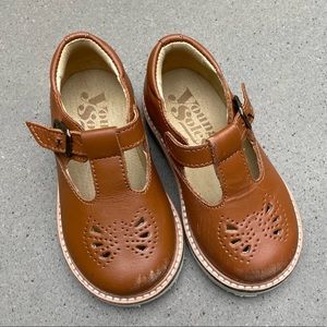 young soles bow shoes